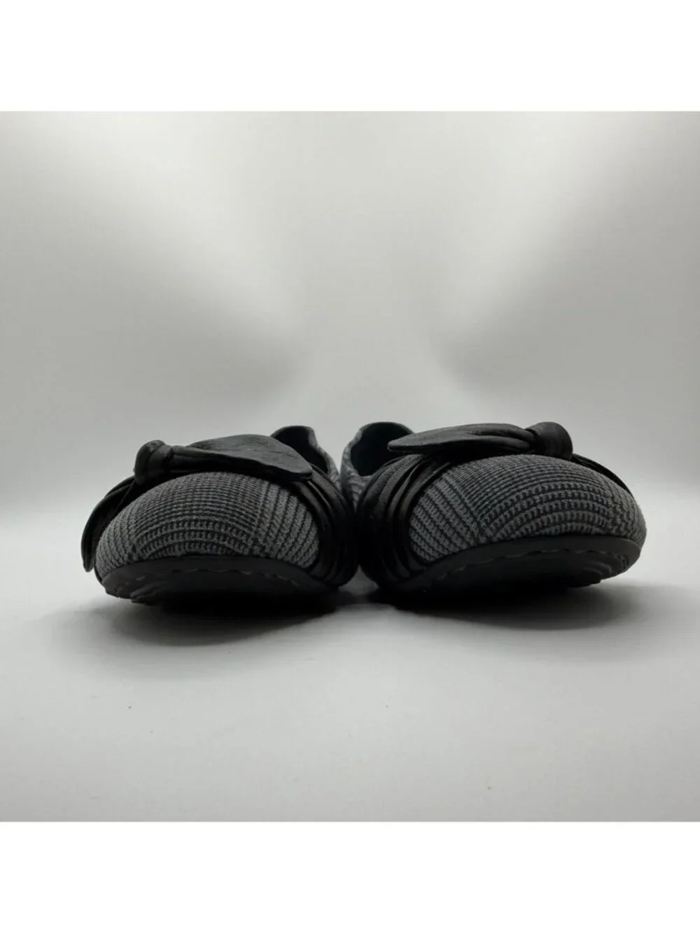 Born Molly Flats Women Size 7.5M Gray Plaid Fabric Round Toe Cushioned Shoes